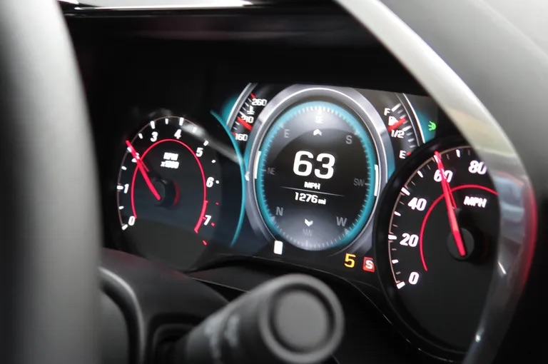 2016 Camaro digital gauge cluster